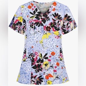 Beautiful Hawaiian theme V-neck scrub top. NWOT
